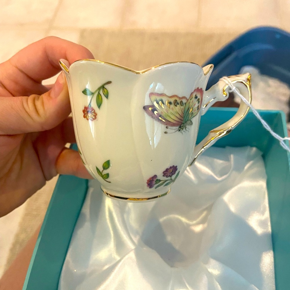 Tea cup set
